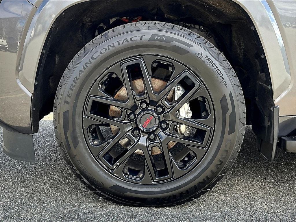 2024 Toyota Sequoia SR5