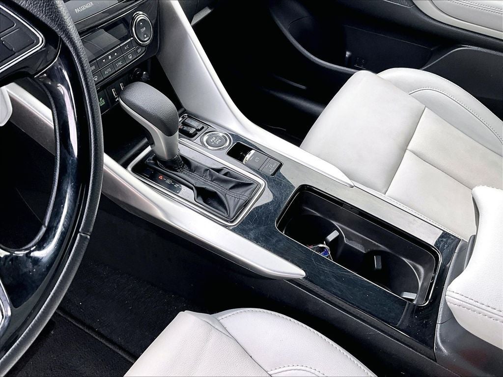 2024 Mitsubishi Eclipse Cross SEL