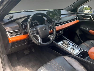 2022 Mitsubishi Outlander SEL