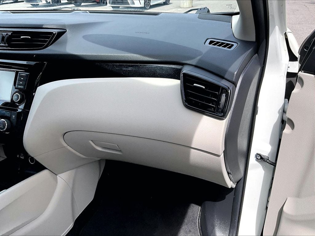 2022 Nissan Rogue Sport SL