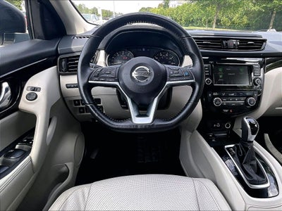 2022 Nissan Rogue Sport SL