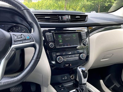2022 Nissan Rogue Sport SL