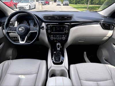 2022 Nissan Rogue Sport SL