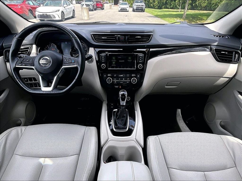 2022 Nissan Rogue Sport SL
