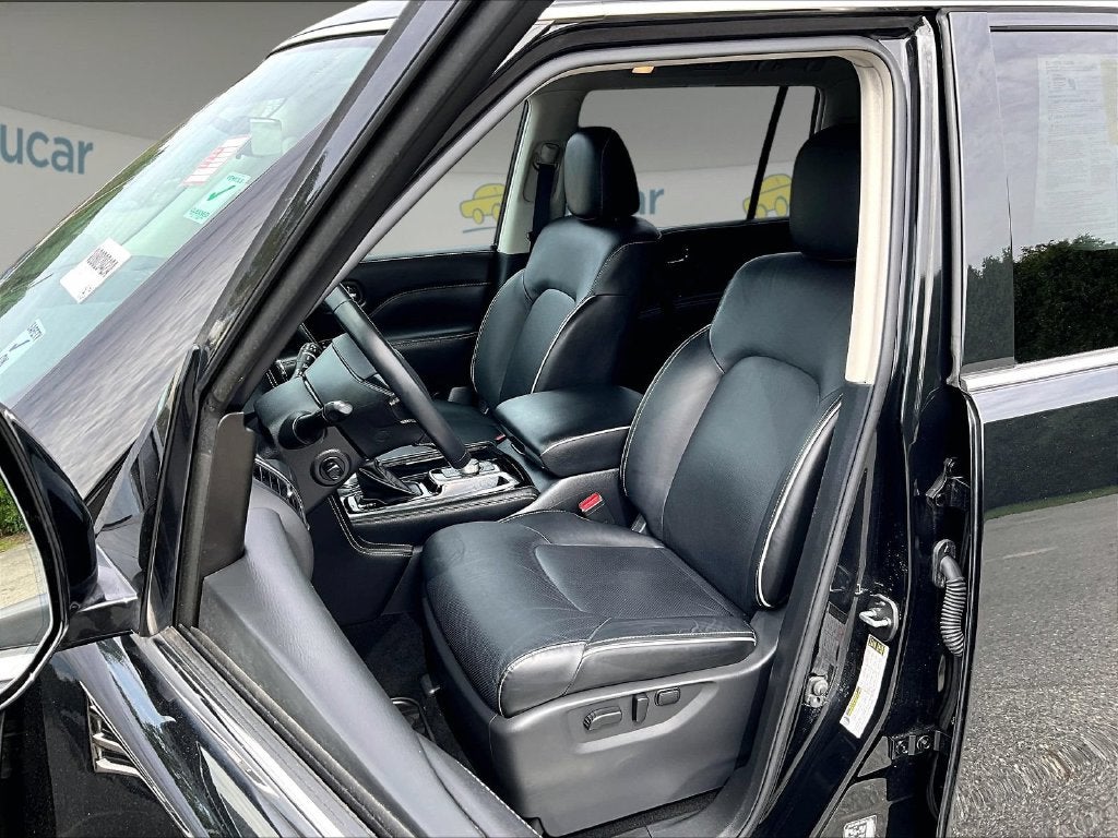 2023 INFINITI QX80 Premium Select