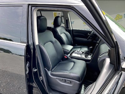 2023 INFINITI QX80 Premium Select