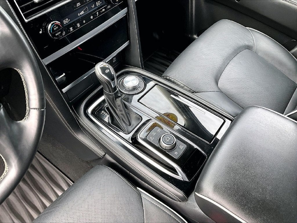 2023 INFINITI QX80 Premium Select