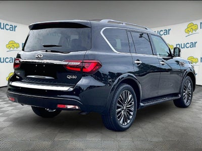 2023 INFINITI QX80 Premium Select