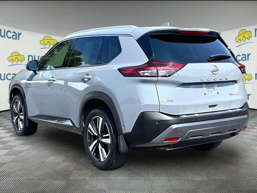 2023 Nissan Rogue SL