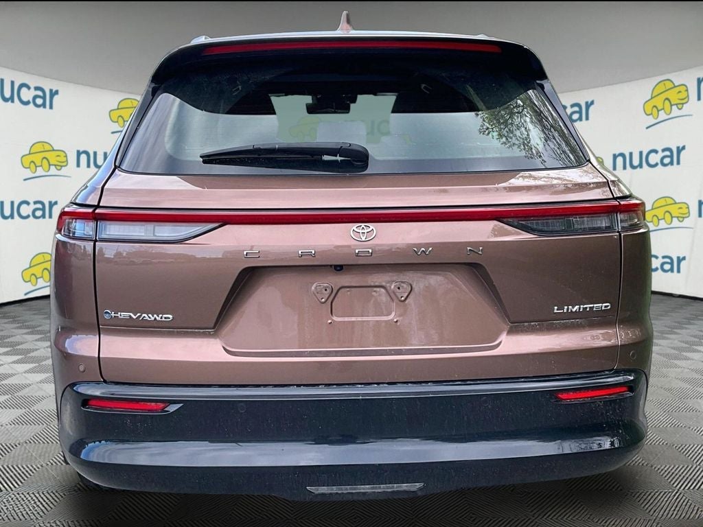 2025 Toyota Crown Signia Limited