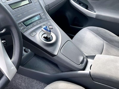 2010 Toyota Prius III