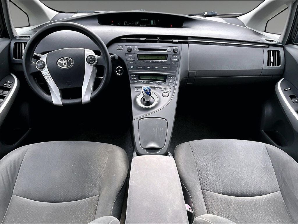 2010 Toyota Prius III