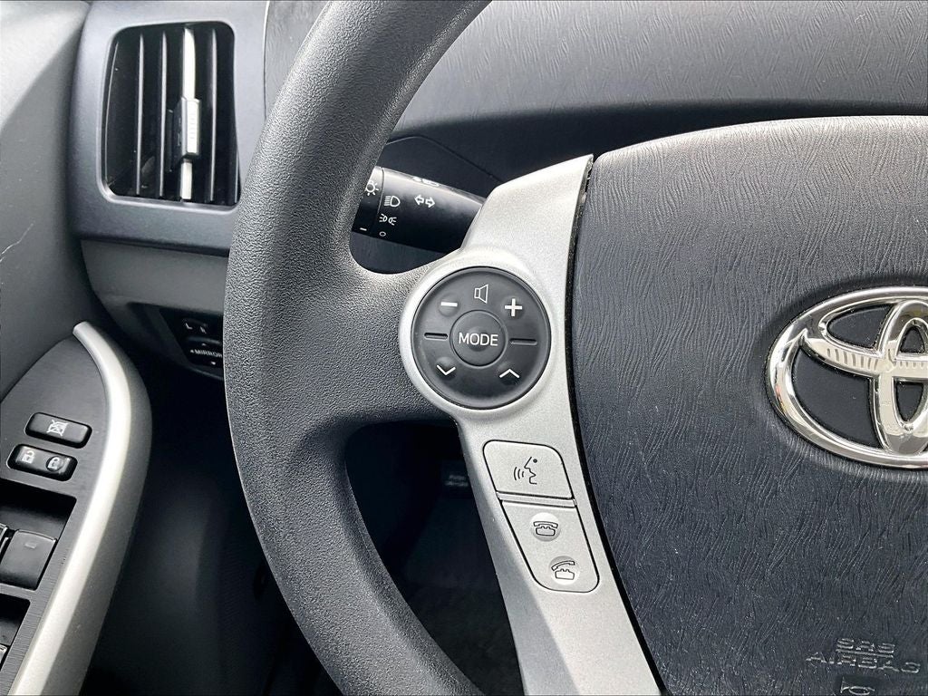 2010 Toyota Prius III