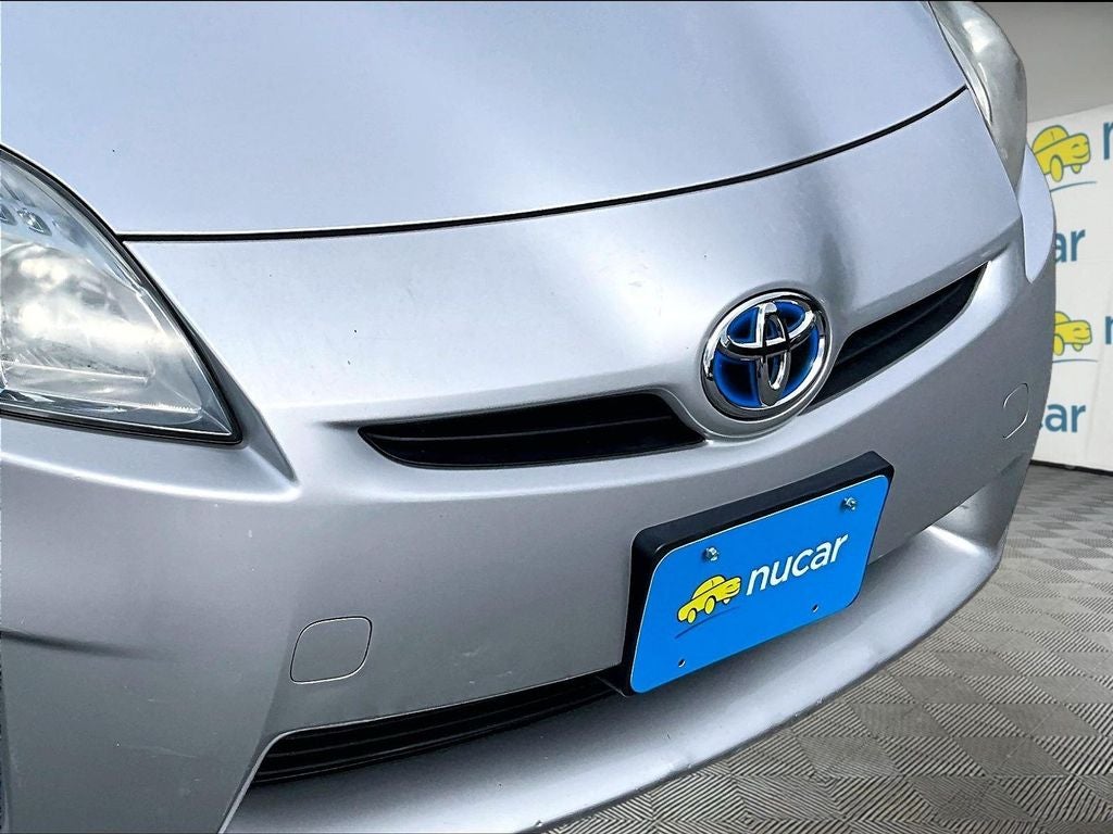 2010 Toyota Prius III