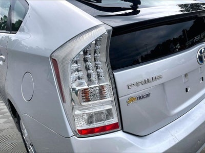 2010 Toyota Prius III