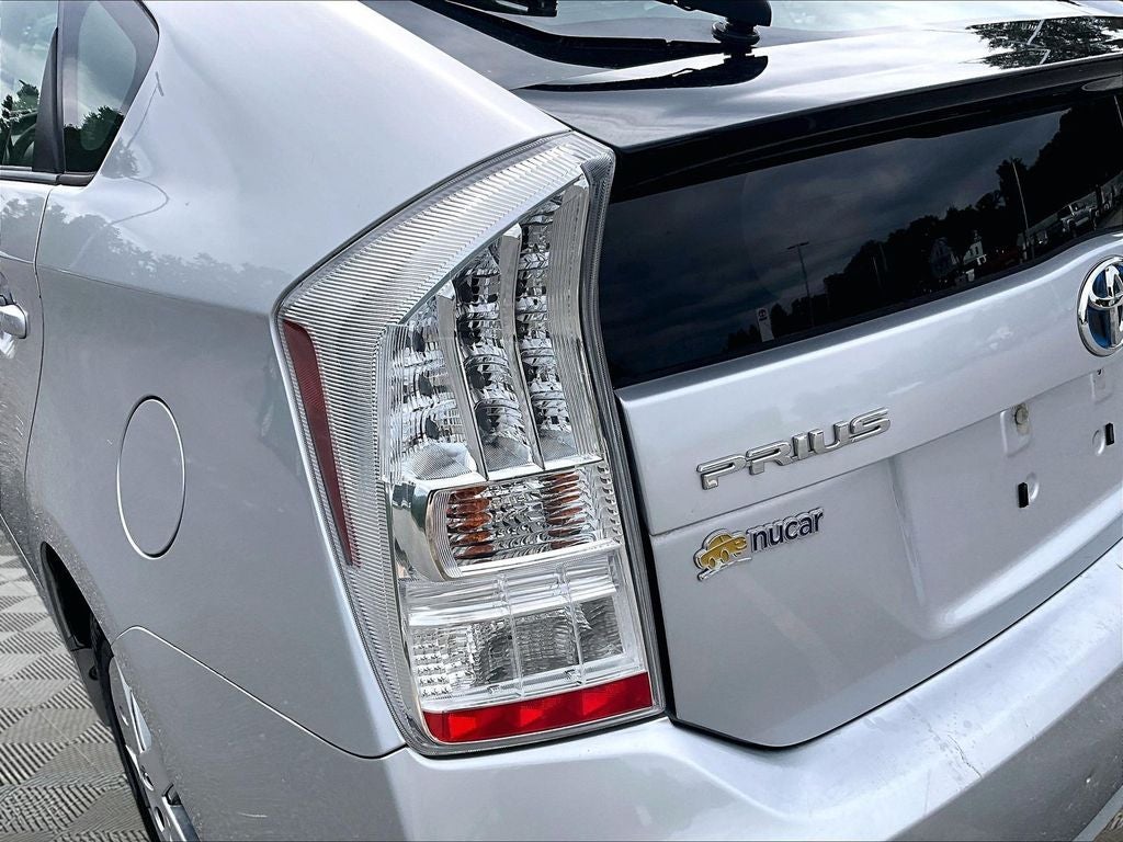 2010 Toyota Prius III