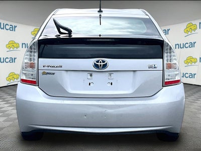 2010 Toyota Prius III