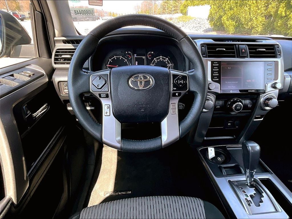 2022 Toyota 4Runner SR5