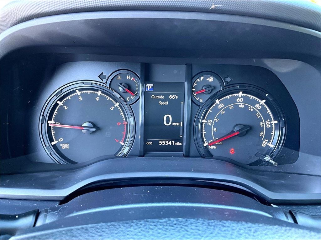 2022 Toyota 4Runner SR5