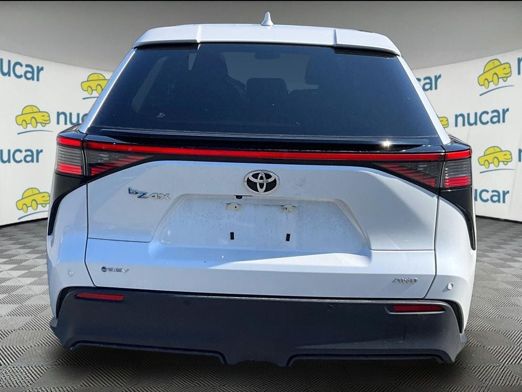 2024 Toyota bZ4X XLE