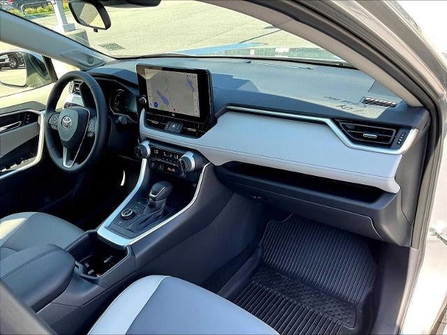 2025 Toyota RAV4 Hybrid XLE Premium AWD (Natl)