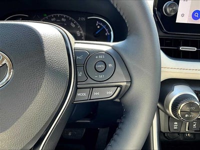 2025 Toyota RAV4 Hybrid XLE Premium AWD (Natl)