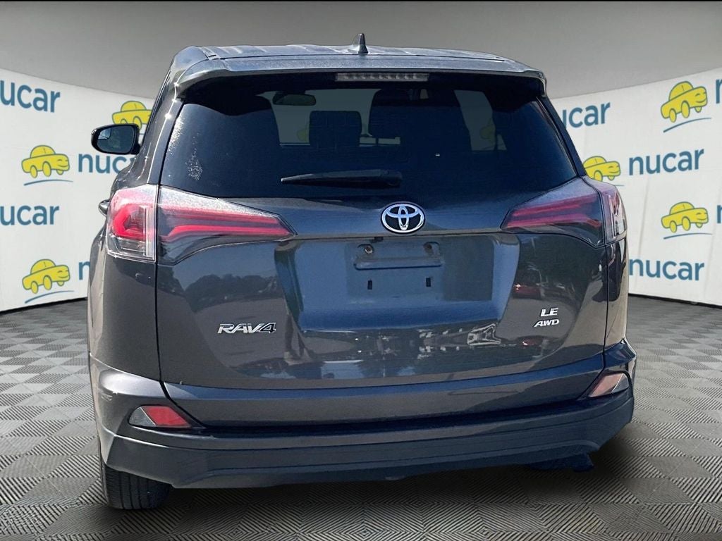 2018 Toyota RAV4 LE