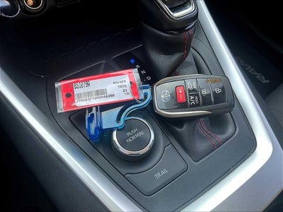 2021 Toyota RAV4 Prime SE (Natl)