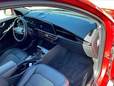 2023 Kia Niro EX FWD