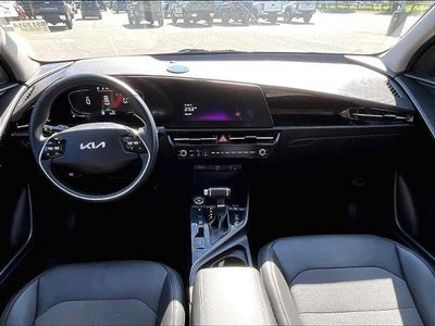2023 Kia Niro EX FWD