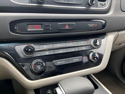 2017 Kia Sedona L