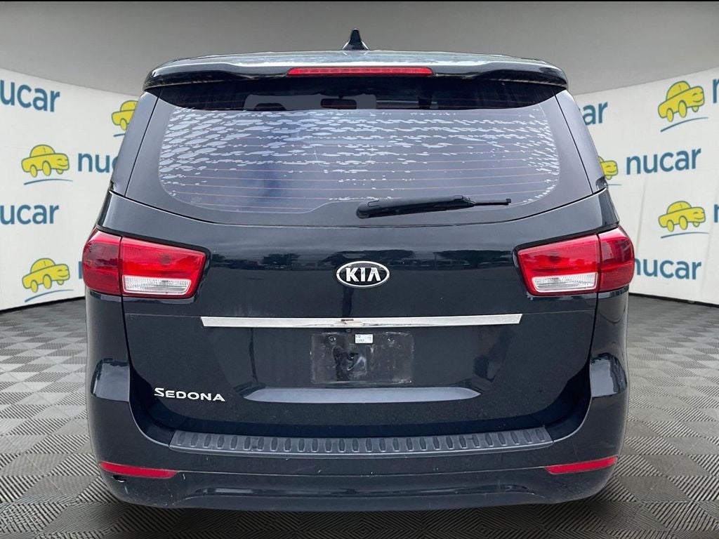 2017 Kia Sedona L