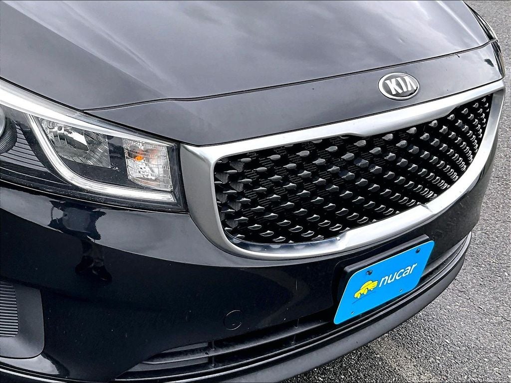 2017 Kia Sedona L