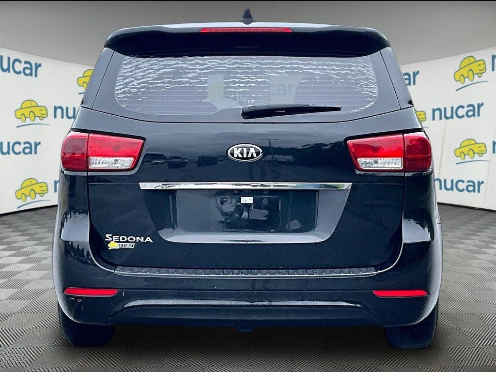 2017 Kia Sedona L