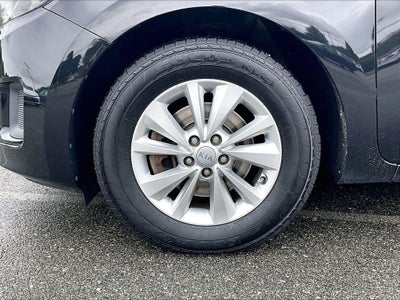 2017 Kia Sedona L