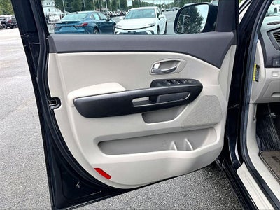 2017 Kia Sedona L