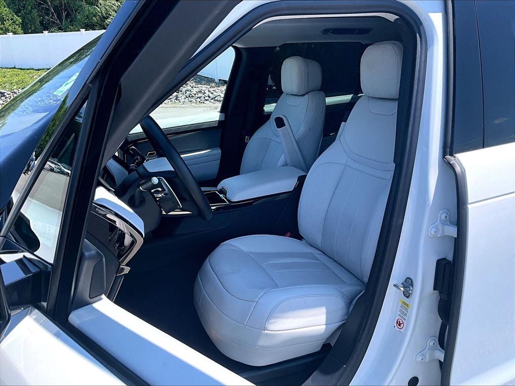 2023 Land Rover Range Rover Sport SE