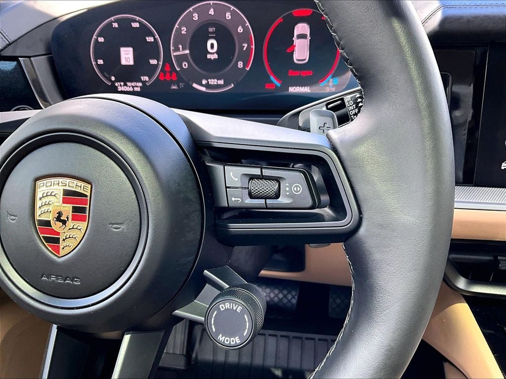 2024 Porsche Cayenne Base