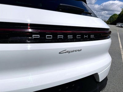 2024 Porsche Cayenne Base