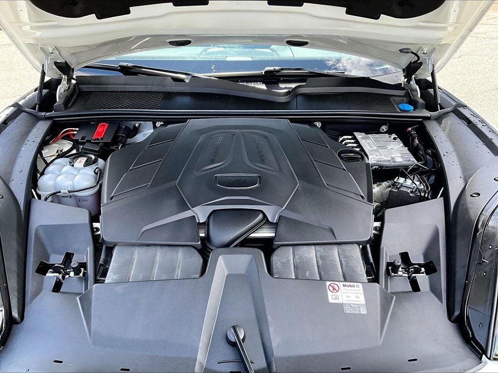 2024 Porsche Cayenne Base