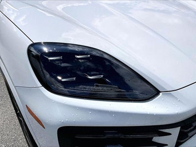 2024 Porsche Cayenne Base
