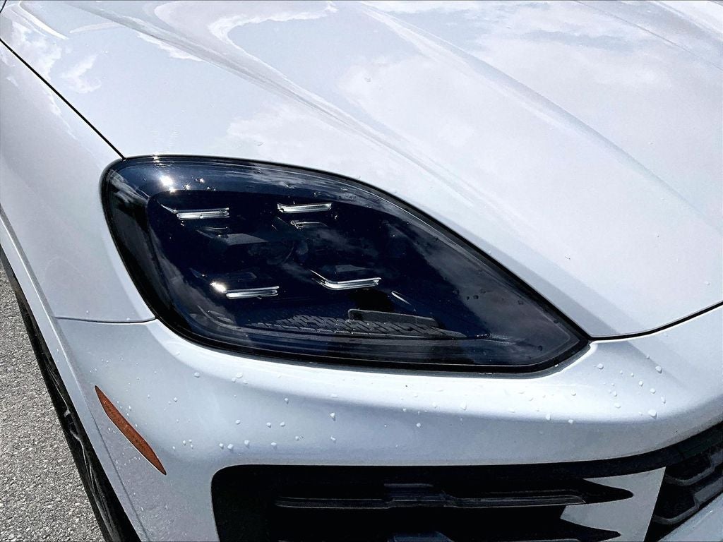 2024 Porsche Cayenne Base