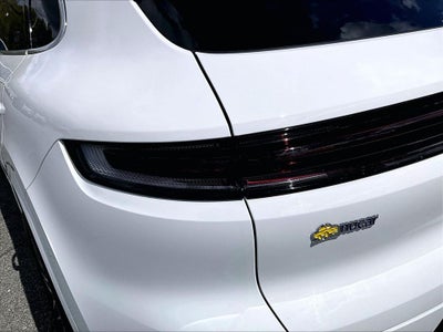 2024 Porsche Cayenne Base