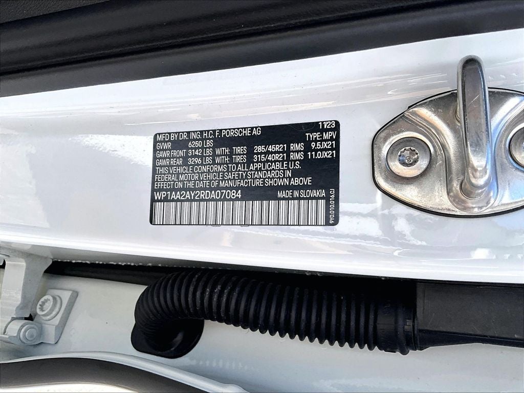 2024 Porsche Cayenne Base