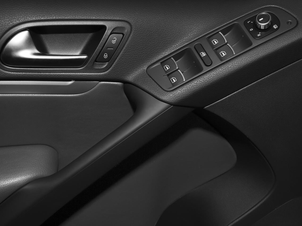 2017 Volkswagen Tiguan Limited 2.0T 4MOTION