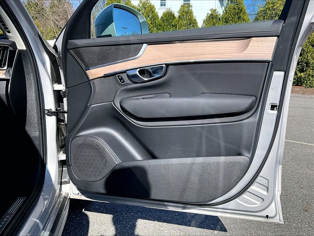 2025 Volvo XC90 B6 Plus 7-Seater 2025.5