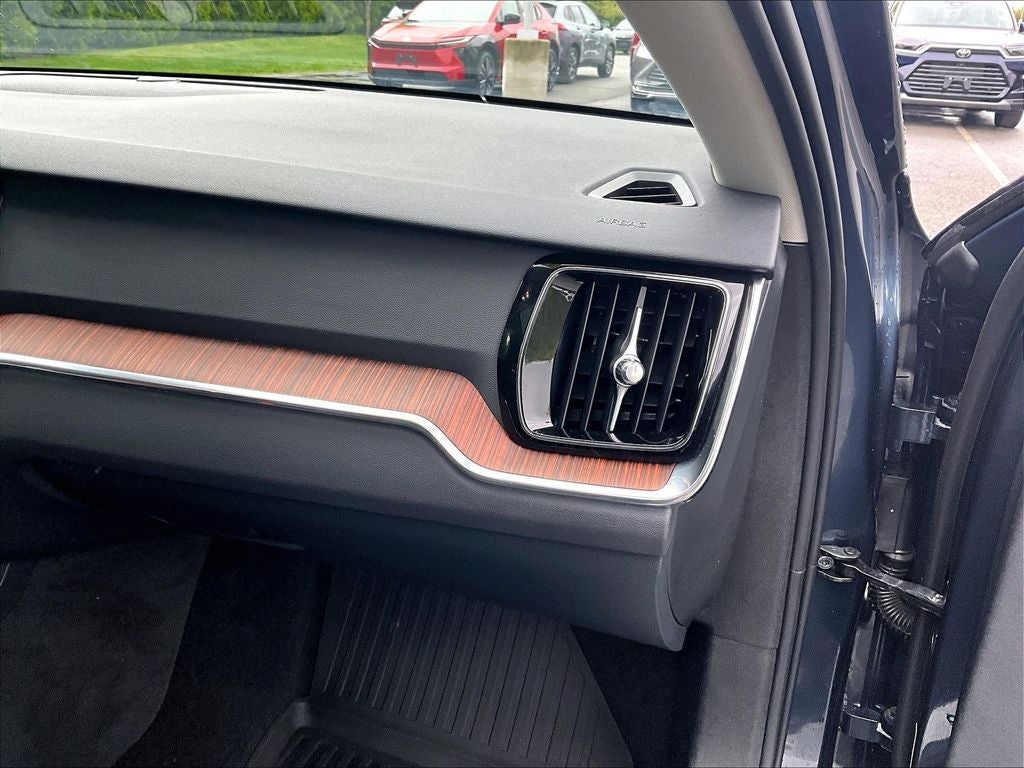 2024 Volvo V60 Cross Country B5 Plus