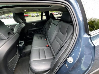 2024 Volvo V60 Cross Country B5 Plus