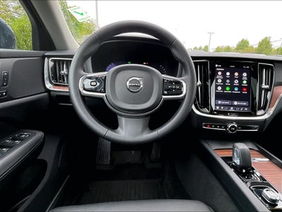2024 Volvo V60 Cross Country B5 Plus