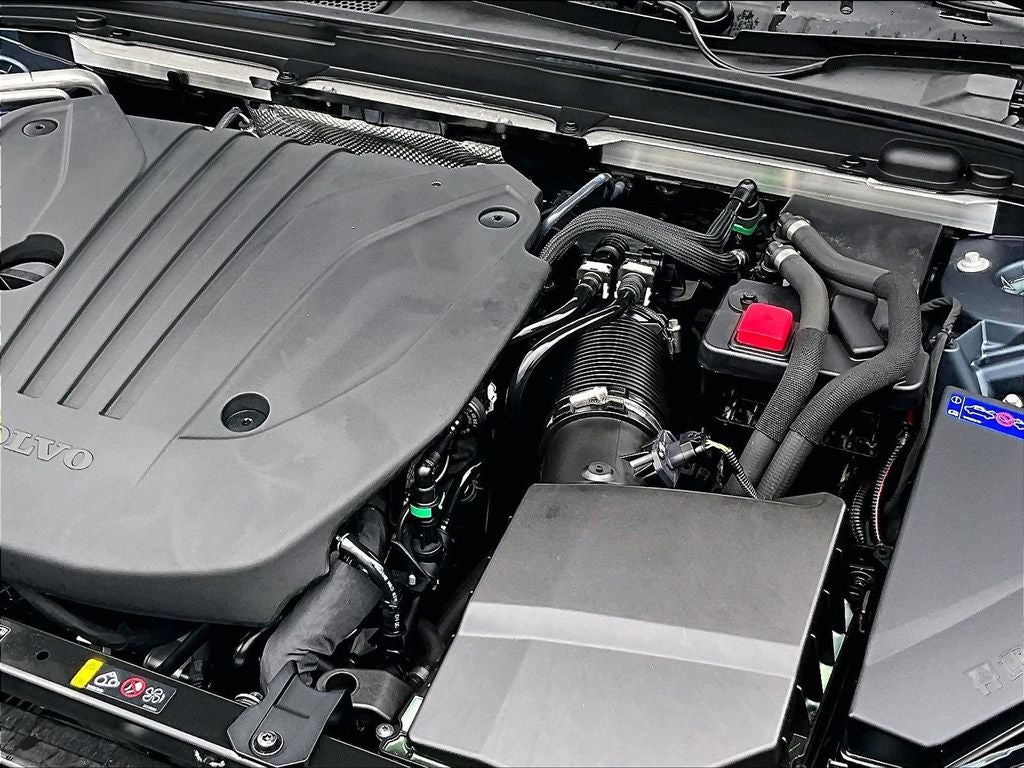 2024 Volvo V60 Cross Country B5 Plus